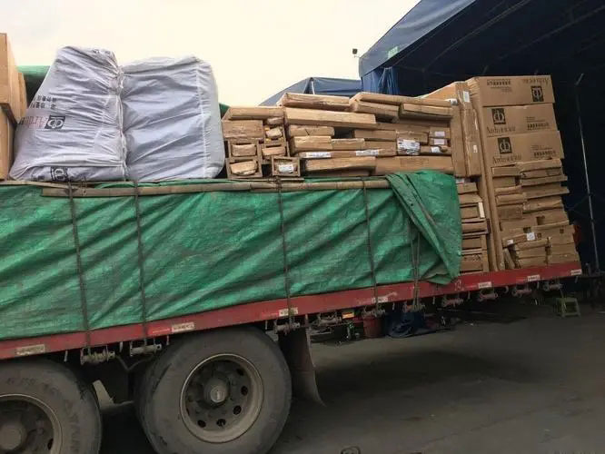 彬村山华侨农场家具托运